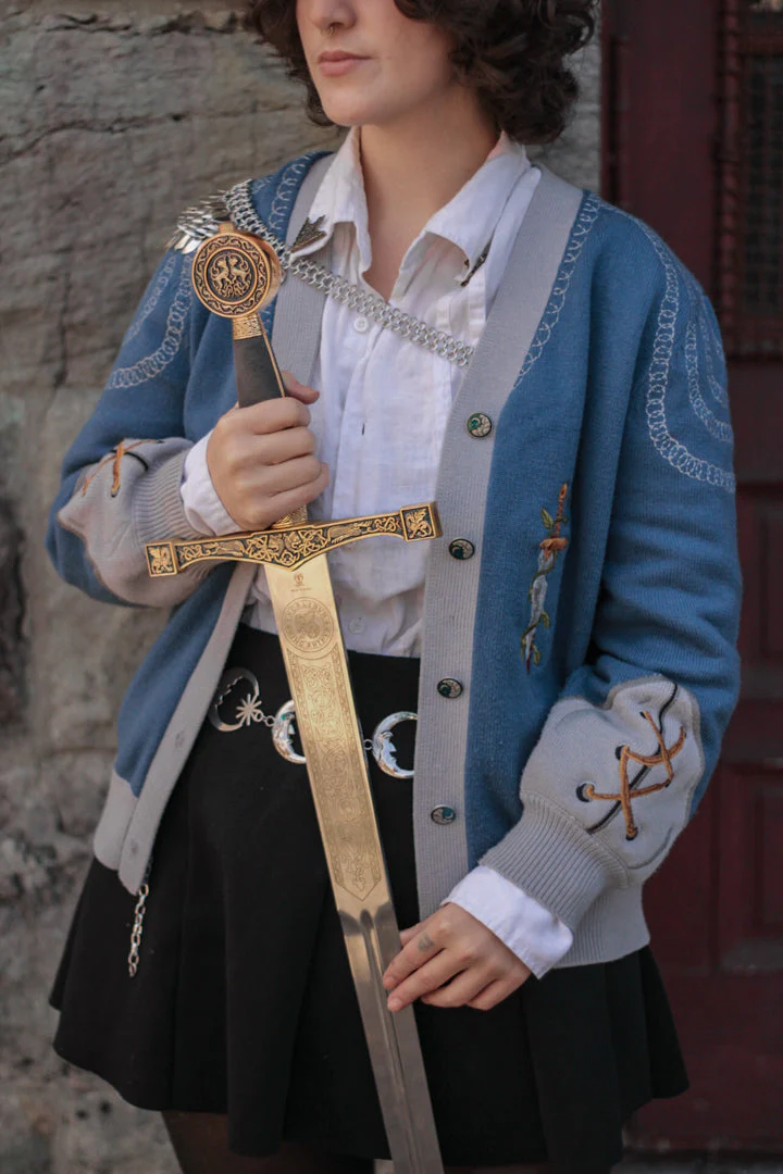 Knight in Cozy Armour Cardigan // The Forget-me-not Knight - Image 3