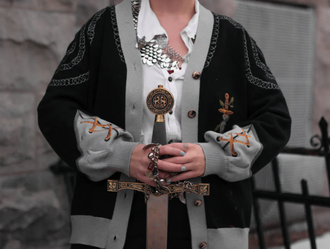 Knight in Cozy Armour Cardigan // The Raven Knight - Image 11