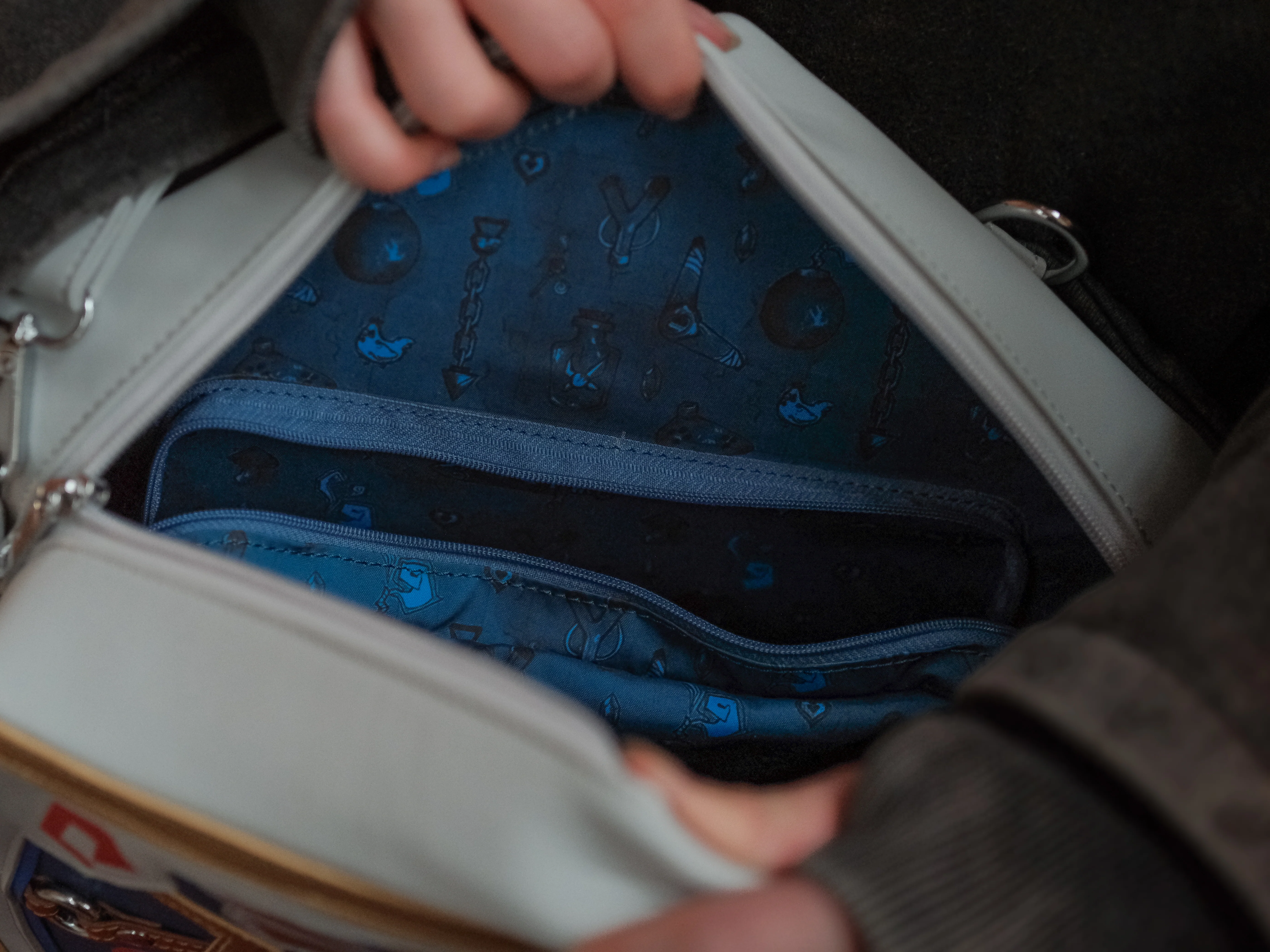 The Hero's Shield // (Bag Only, No coin purse) - Image 4