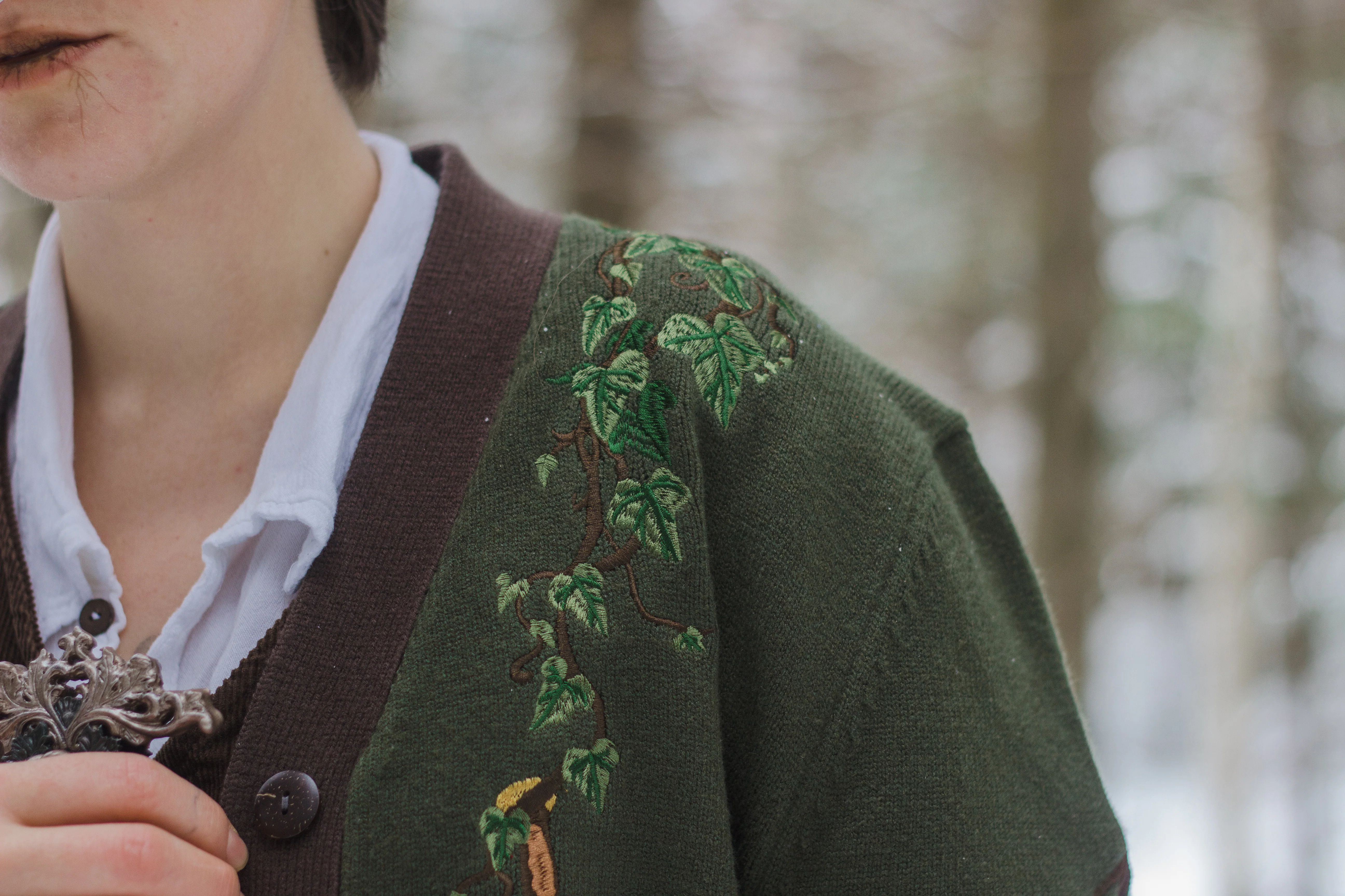 The Knight of Ivy // Embroidered Cardigan - Image 7