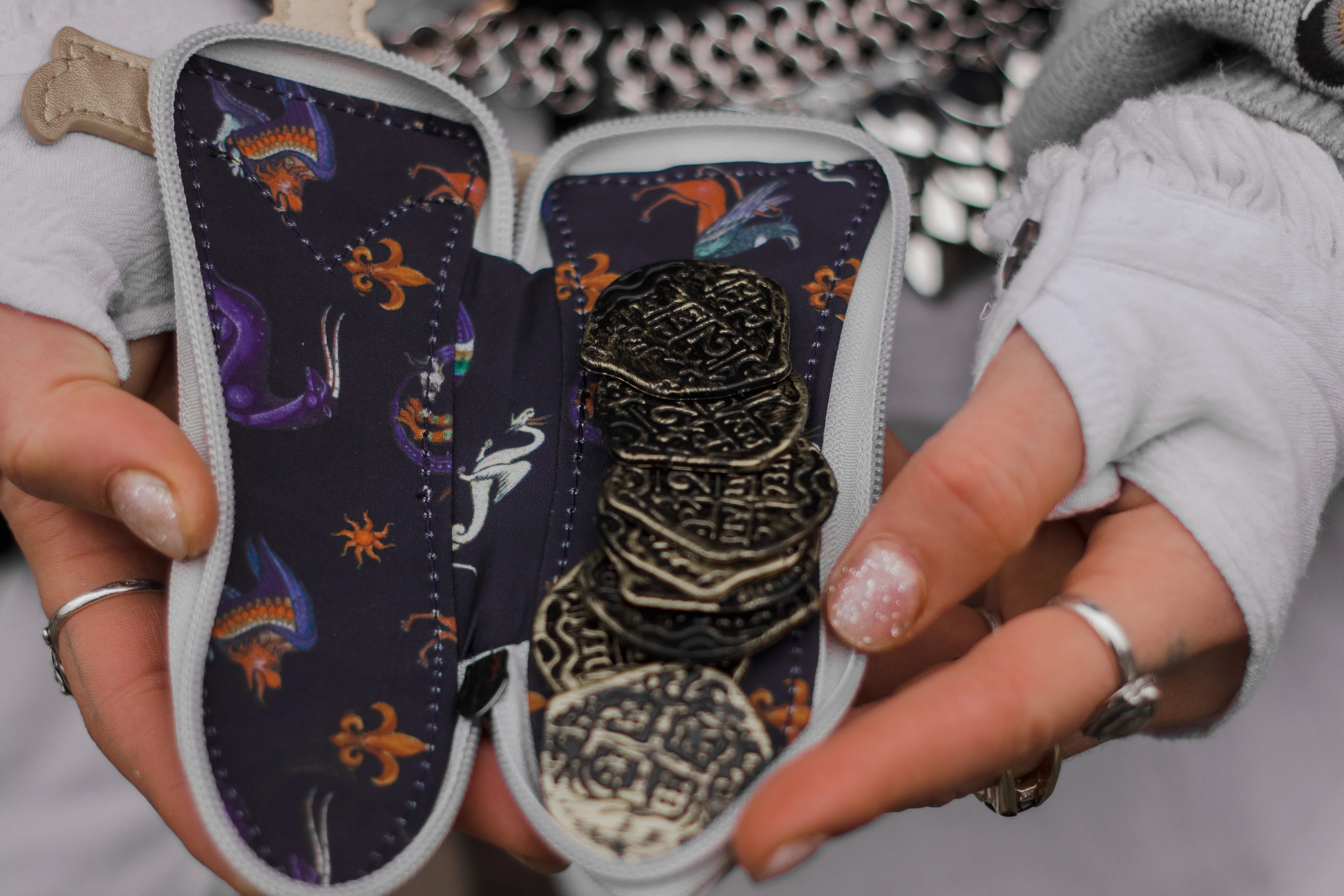 The Paladin Protector // Shield & Dagger Bag or Backpack - Image 6